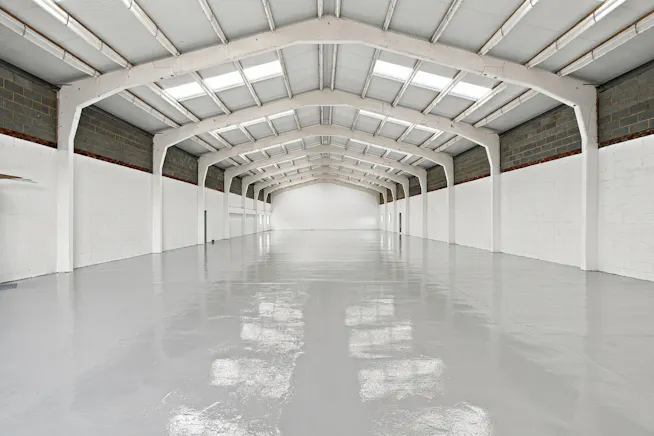 4 Jefferson Way, Thame, Industrial / Other / Retail To Let - 4 JEFFERSON WAY INTERIOR 1-25.jpg