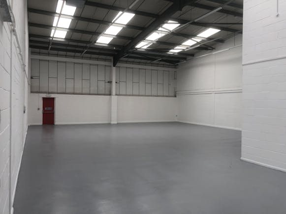 Unit 17, Chamberlayne Road, Bury St. Edmunds, Industrial To Let - IMG_4724.JPG
