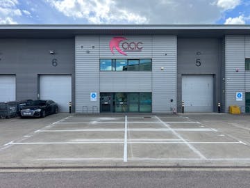 Unit 6, Mallow Park, Welwyn Garden City, AL7 1GX