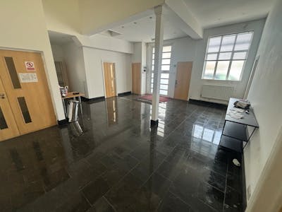 26 Progress Way, Croydon, Warehouse To Let - IMG_7462.jpg