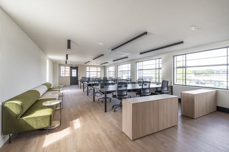 Lumiere - The HQ Building, 5 Elstree Way, Borehamwood, Office To Let - IW160425STI199.jpg