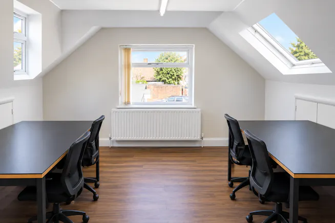 Hastingwood Business Centre, Harlow, Offices To Let - Hastingwood FF Office 1.png