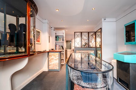 160 Columbia Road, London, Retail To Let - Columbia Rd 160  Low Res 2.jpg