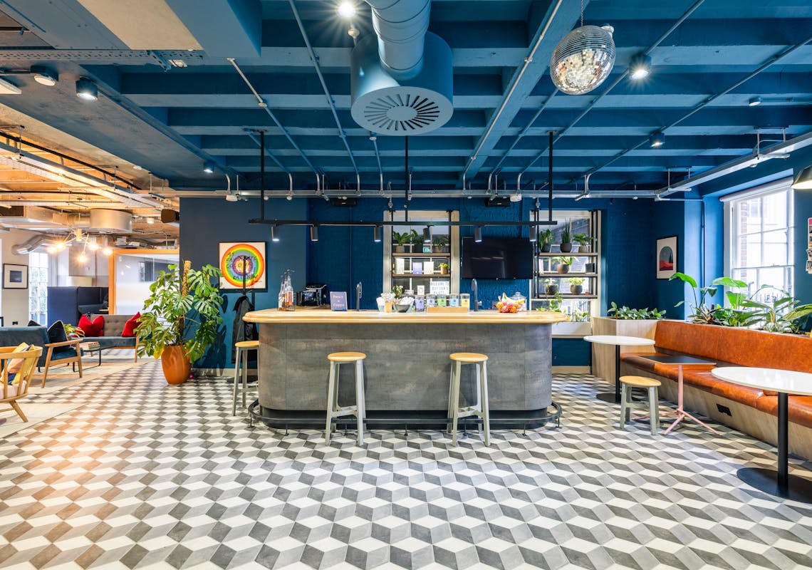 LZ_GPE_16-DUFOURS_AMENITIES_14_WEB_.jpg 16 Dufour's Place, London, Office / Serviced Office To Let - LZ_GPE_16-DUFOURS_AMENITIES_14_WEB_.jpg