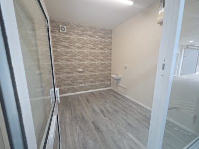 8A The Willows, Wickford, Retail To Let - WhatsApp Image 2026-04-17 at 13.47.28.jpeg