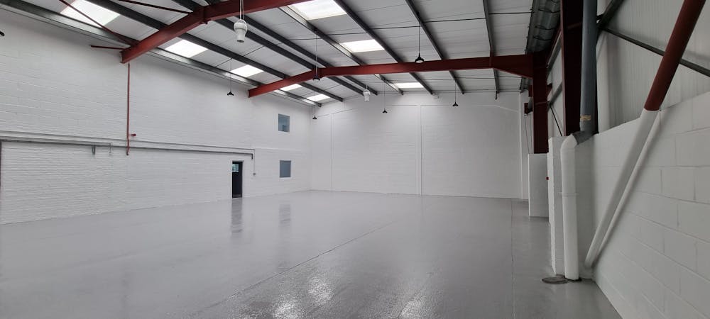 Unit 2-3, Crawley, Industrial / Investment / Trade Counter For Sale - 20210915_102212.jpg