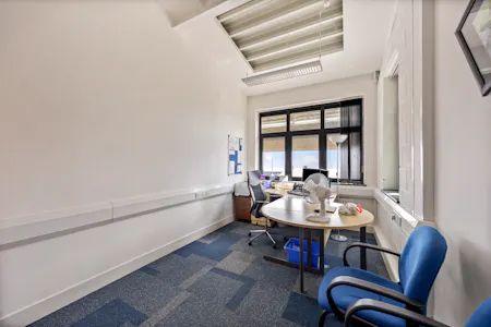 BLB House, Unit 15 Hunns Mere Way, Brighton, Business Park / Business Units / E (Commercial / Business / Service) / Flex Office / Office / Serviced Office To Let - Hunns Mere Way, BLB House Unit 15-013.JPG