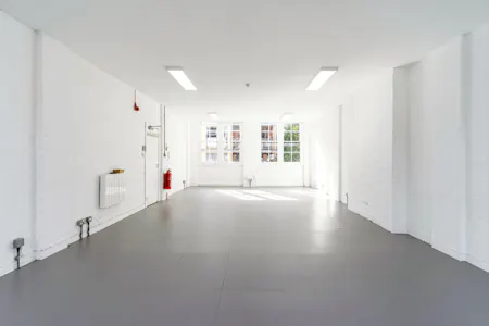 Unit 7, 5 Durham Yard, London, Office To Let - 5-Durham-Yard-Unit-7-E2-Bethnal-Green-London-Fields-Office-Studio-To-Let-Internal12-Dominion.London.jpg