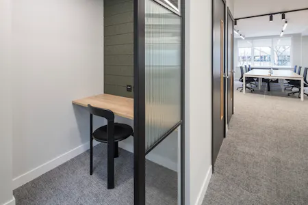 172 Tottenham Court Road, London, Office To Let - CHL76_N104_medium.jpg