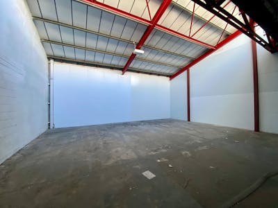 Unit 18A, Springvale Industrial Estate, Cwmbran, Industrial To Let - 18A Springvale 00.jpg