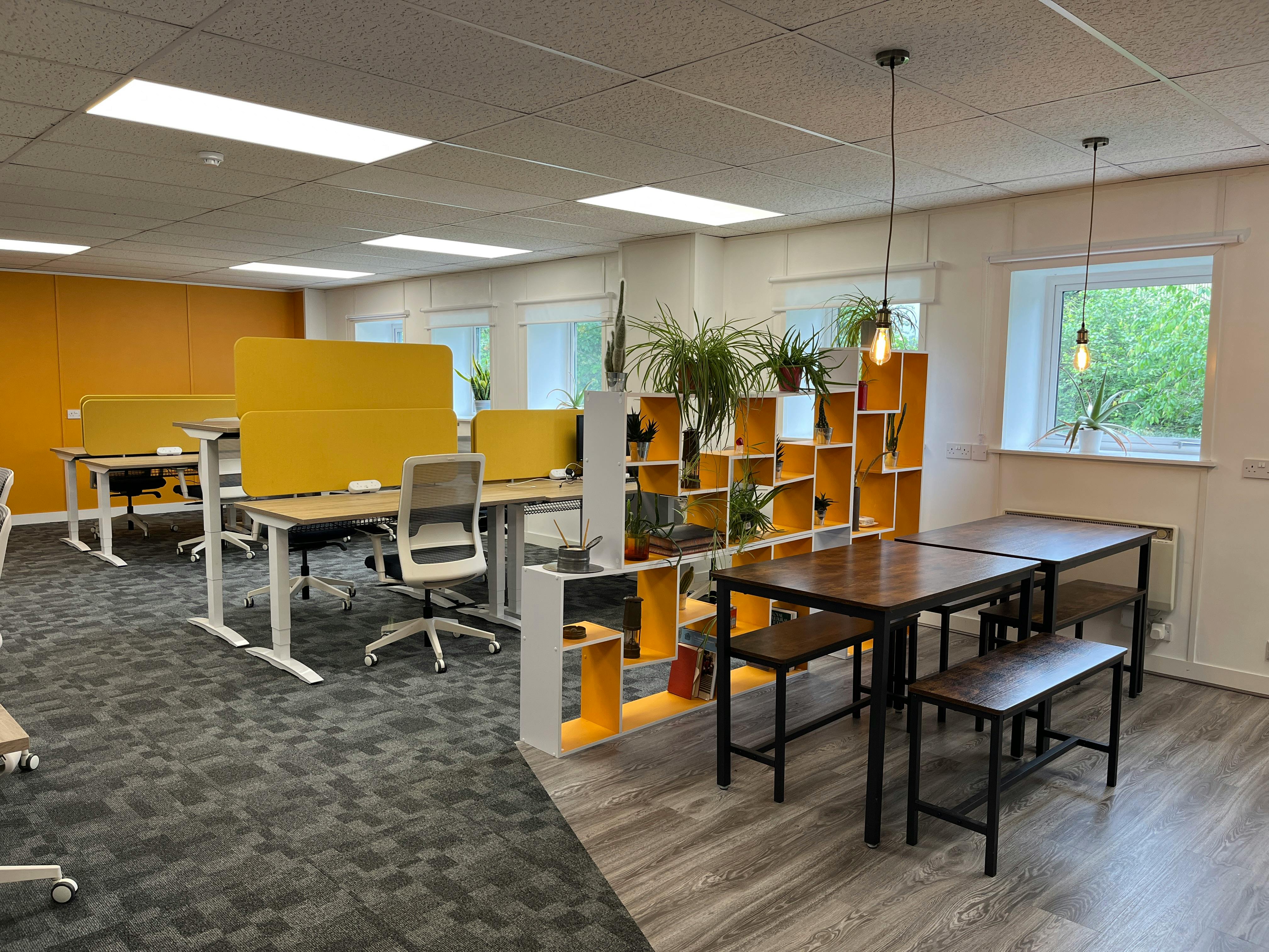 First Floor Offices, 2D Station Yard, Thame, Offices To Let - IMG_2814.JPG