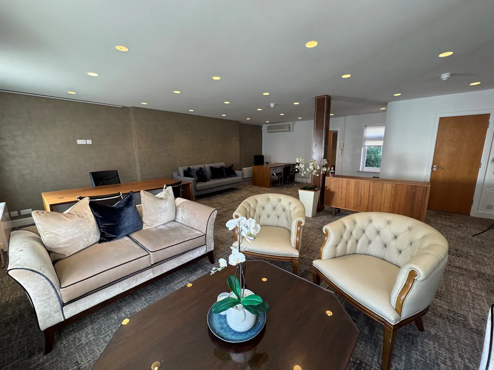 102 Belsize Lane - 102 BL -2.jpg