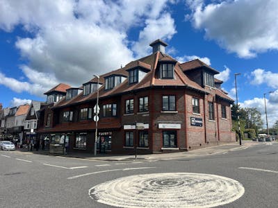 Ground Floor Office, 5 Chalfont Court, Amersham, Office To Let - WhatsApp Image 2026-04-20 at 12.21..jpeg