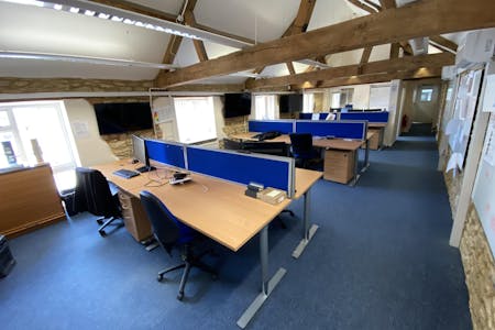 Unit 4, Park Farm, Kirtlington, Office To Let - OFFICES.JPG