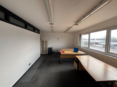 Units 2-5, Ty Verlon Industrial Estate, Barry, Industrial To Let - IMG_6916.jpeg