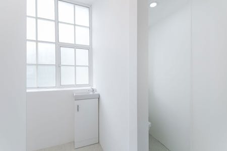 Lion House Ground Floor & Basement, 3 Plough Yard, London, Office To Let - LionHouse3PloughYardEC2A3LPShoreditchOfficeStudioShowroomToLetInternal19DominionLondon.jpg