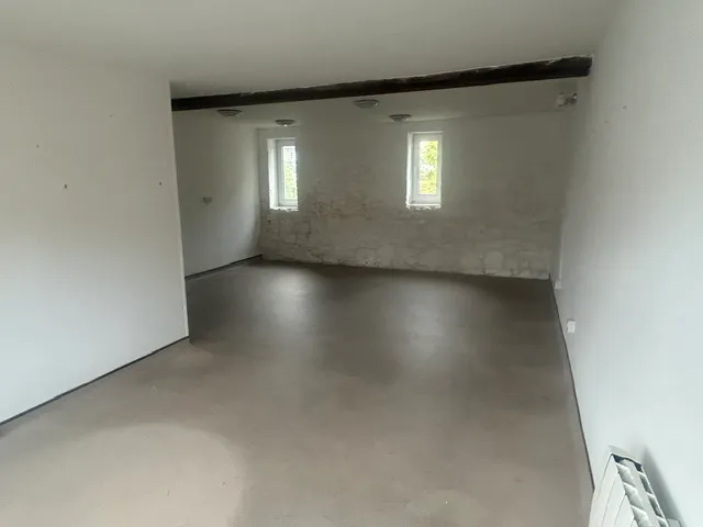 Unit E2, Wagon Yard - Interior front to back - Sept 26.jpeg