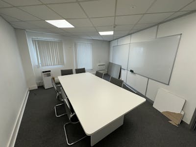 Offices 1-3, Brighton Marina, Brighton, Office To Let - IMG_1422.jpg