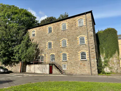 Engine House, Depot Road, Aberdare, Office For Sale - Engine House Aberdare 15.jpg