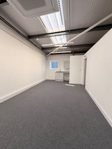 Winchester Hill Business Park, Romsey, Industrial To Let / For Sale - tempImagebw218X.jpg