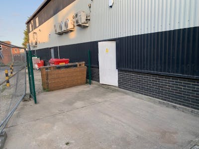 4 Blenheim Court, Wickford, Industrial To Let - IMG_2136.jpg
