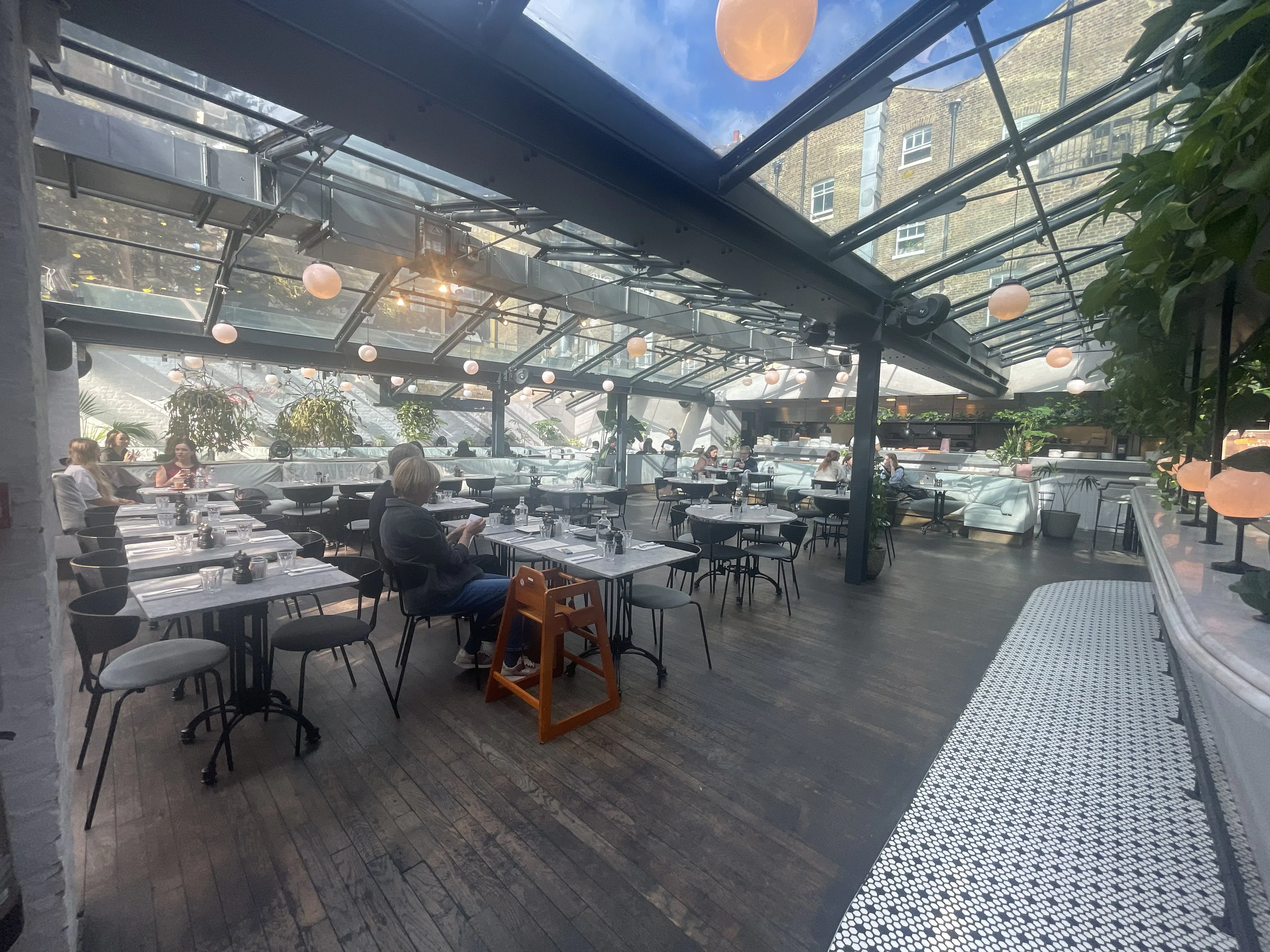 Nelson Road, London, Greenwich, Bar / Restaurant Lease Assignment - IMG_2807.jpg