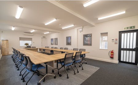 27-29, Vauxhall Grove, London, Office To Let - board room unit.png