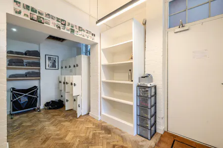 Queens Studios, Queens Park, Retail To Let - 1476866-4-6a294abb3d90f.jpg