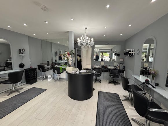 183 Crow Road, Glasgow, Retail To Let - PHOTO20250714145448 7.jpg