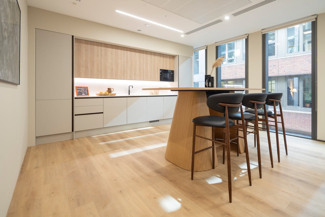 MC4318-2261-HR.jpg 5 Norwich Street, Office To Let - MC4318-2261-HR.jpg