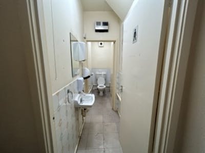 48 Linthorpe Road, Middlesbrough, Retail To Let - 14.jpg