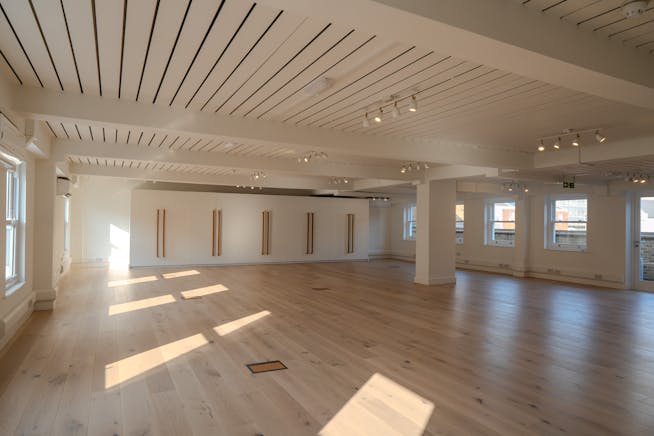 First floor office, 591-593 Kings Road, Fulham, Office To Let - DSC00115.jpg