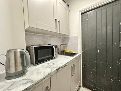 36 Burr Street, Dunstable, Industrial / Industrial/Logistics To Let - 20260123_113625409_iOS.jpg