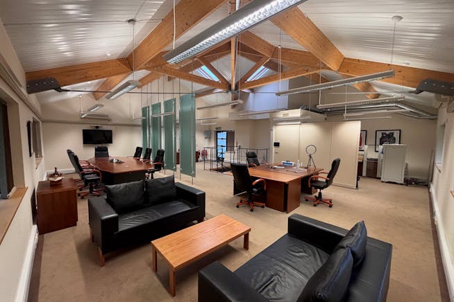 6 The Sanctuary, Ham Green, Office For Sale - IMG_9156.jpeg 6 The Sanctuary, Ham Green, Office For Sale - IMG_9156.jpeg