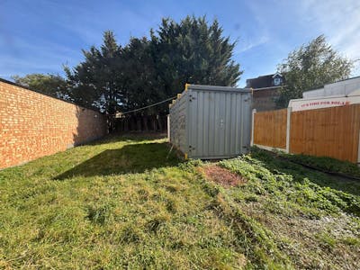 206 High Road, Benfleet, Residential Flat / Retail For Sale - IMG20250925WA0018.jpg