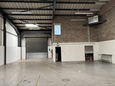 Unit 4, Kestrel Close, Bridgend, Industrial To Let - IMG_0773.jpg