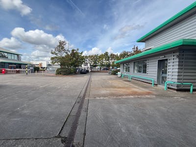 Unit 6, Tagomago Business Park, Cardiff, Industrial To Let - 6 Tagomago 17.jpg