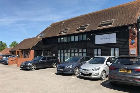 Sanderum Centre, 30A Upper High Street, Thame, Office To Let - OFFICE SUIT 1.jpeg