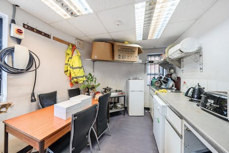 1 Golden Crescent, Hayes, Industrial/Logistics For Sale - 1248383 11.jpg