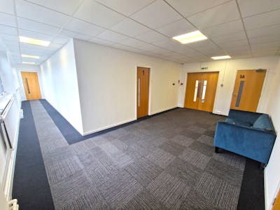 Marple House, Stockport, Office To Let - 20240429_134335.jpg