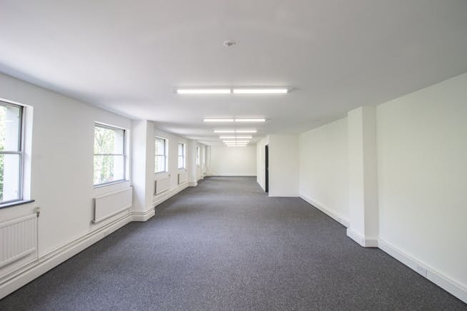 Units 3 & 4 Airlinks Industrial Estate, Heston, Industrial / Warehouse To Let - 5 .jpg