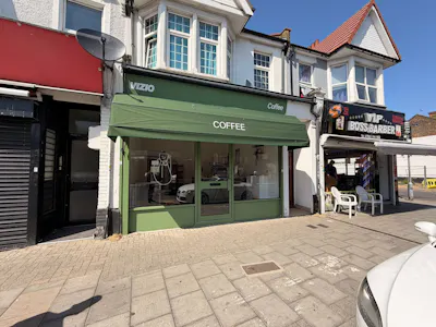 19 West Road, Westcliff-on-Sea, Retail To Let - WhatsApp Image 2026-05-27 at 15.21.04.jpeg