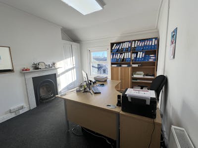 22 Victoria Avenue, Harrogate, Office To Let - 2nd Floor Office Suite