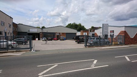 Unit 3B Crown Centre, Macclesfield, Industrial/Logistics / Other To Let - DSC_0160 2.jpg