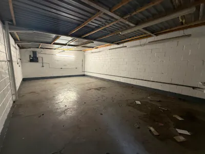 Unit 7 Priory Industrial Estate, Southend-on-Sea, Industrial / Workshops To Let - 0005a2f6-66ca-4dfd-b368-cdbf841ae651.jpg