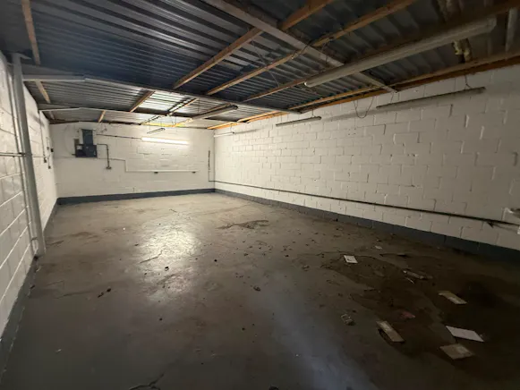 Unit 7 Priory Industrial Estate, Southend-on-Sea, Industrial To Let - 0005a2f6-66ca-4dfd-b368-cdbf841ae651.jpg