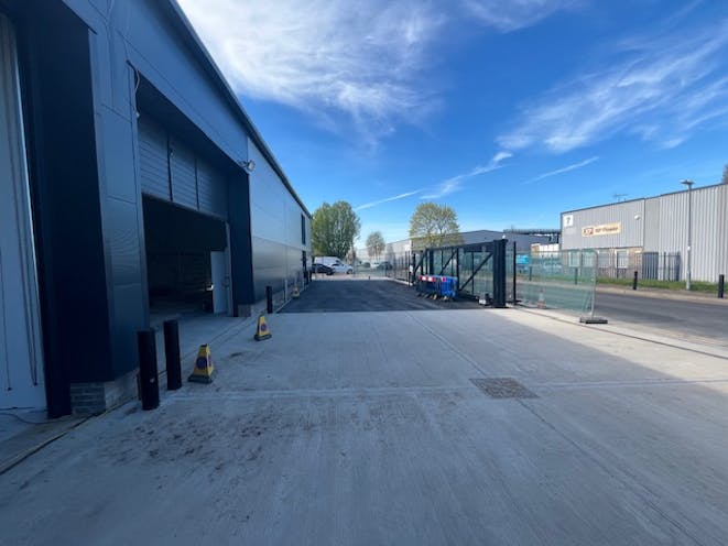 Units A & B, 8 Deacon Way, Reading, Industrial / Warehouse To Let / For Sale - Yard.jpg