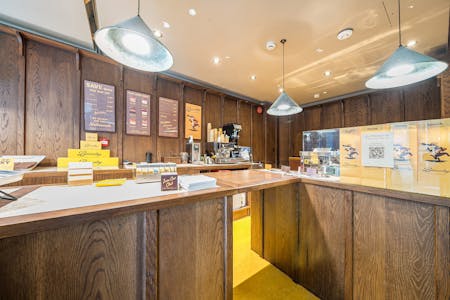 5 Bow Lane, London, Retail Lease Assignment - 1433552-6-69bd4baedd1fd.jpg