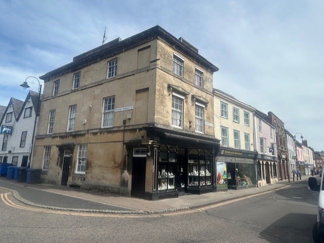 1 Maryport Street, Devizes, Investment For Sale - Front & side elevation.jpeg