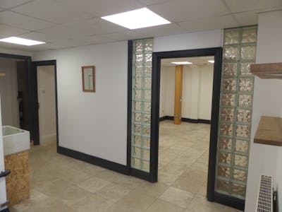 Unit 1c, Spa Court, Harrogate, Industrial To Let - SAM_1593.JPG